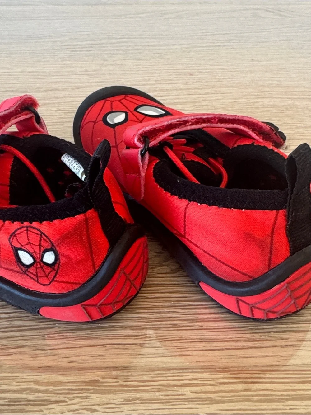 Kids Red Spider-Man Velcro Water Shoes - Kids Size 7/8